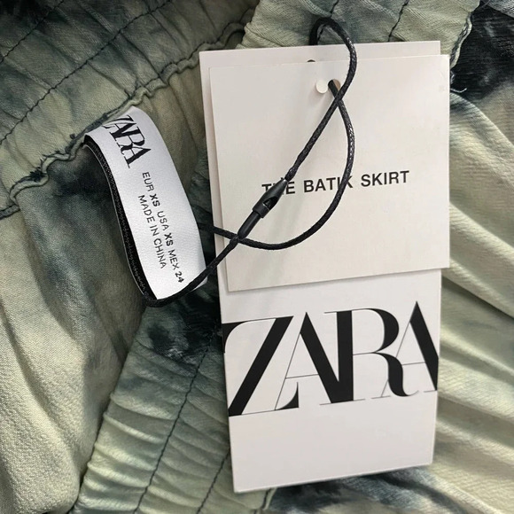 Zara The Batik Tie Dye Midi Slip Skirt in Green Blue Size US XS‎ - Picture 9 of 12